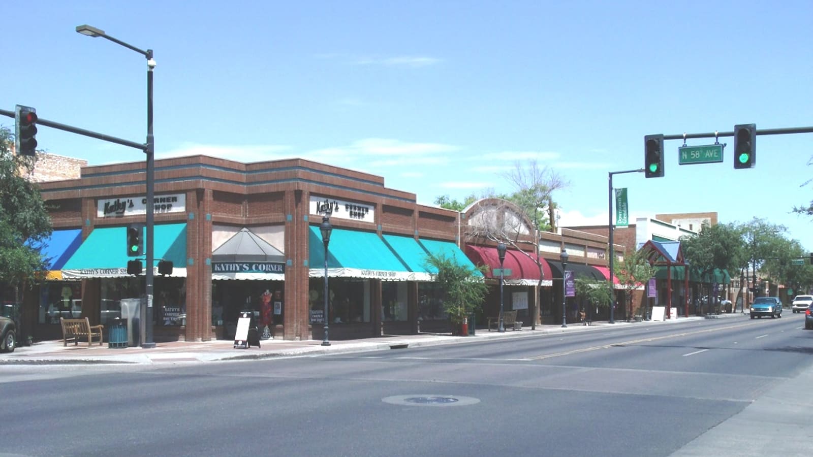 A street in downtown Glendale, Arizona