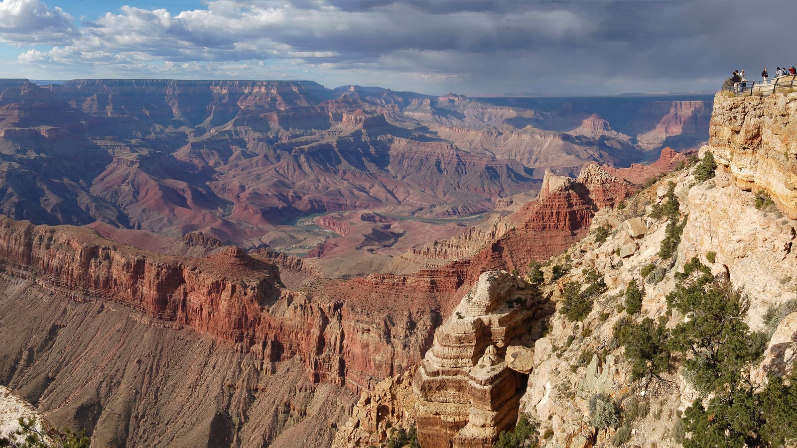 The Grand Canyon and Colorado River from Lipan Point on Desert View Drive