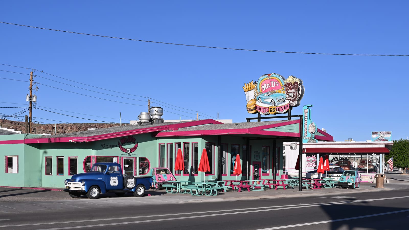 Mr. D'z Route 66 Diner on historic Route 66 in Kingman, Arizona, the anchor town on this Flagstaff day trip route