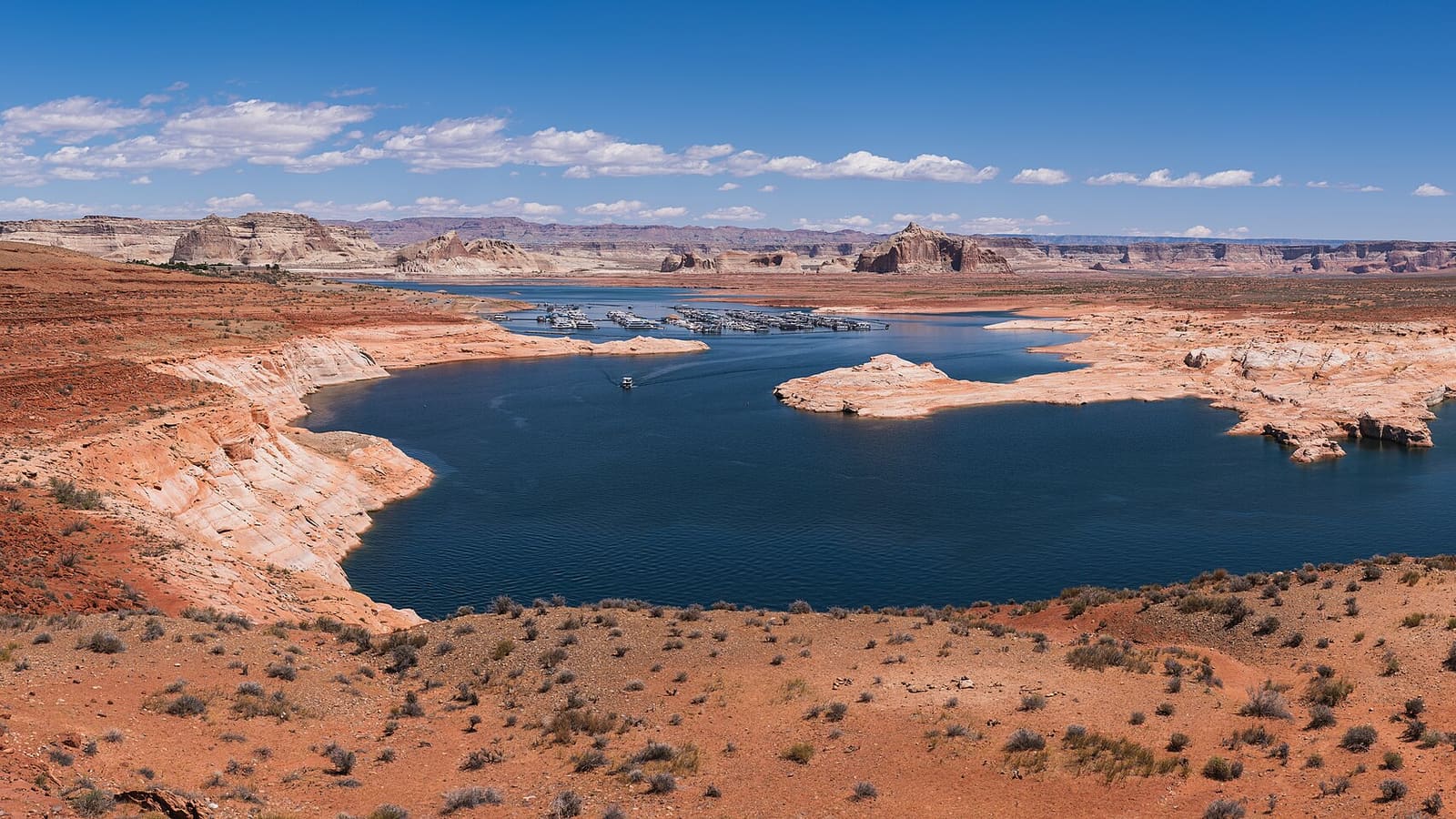 A wide panorama of Wahweap Bay on Lake Powell near Page, Arizona