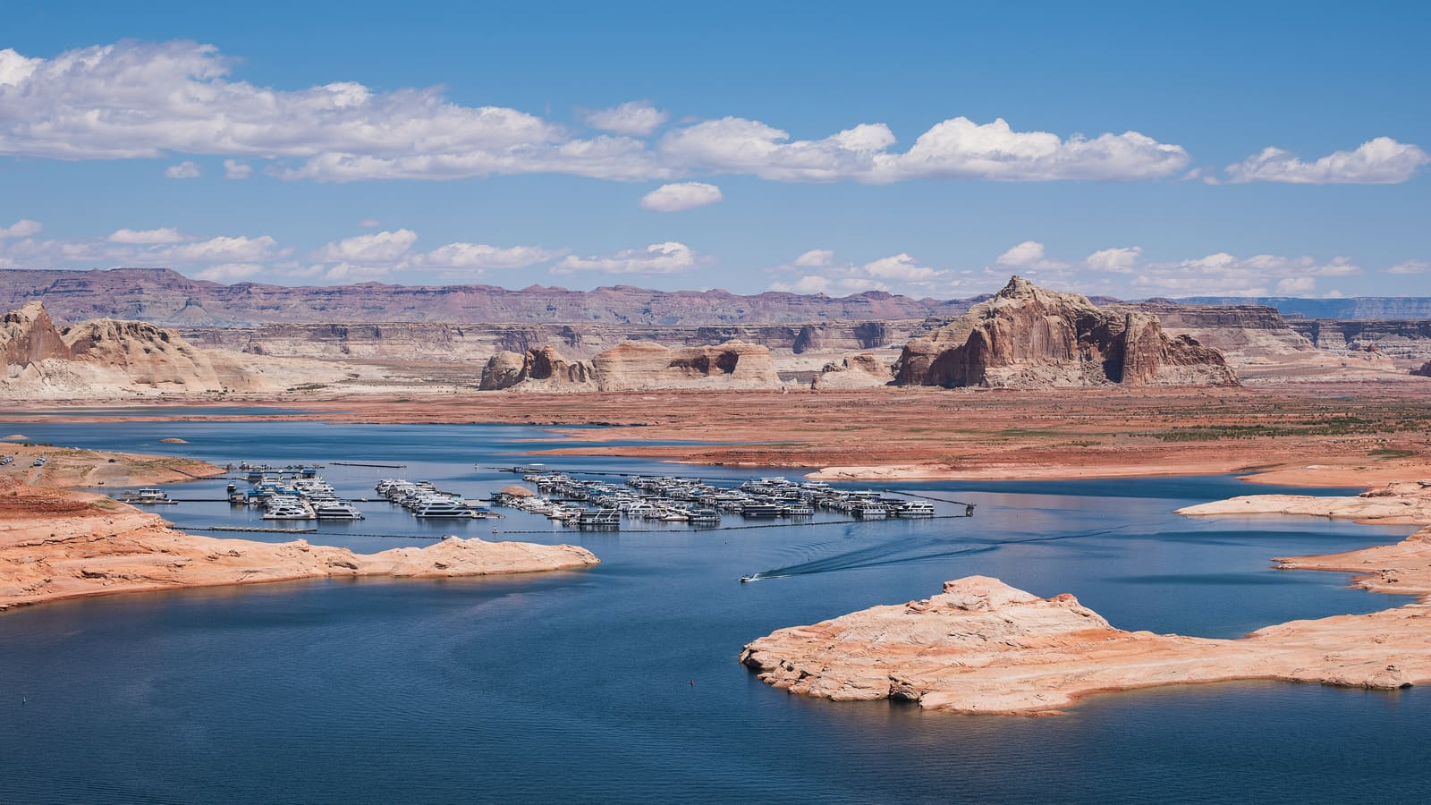 Wahweap Marina on Lake Powell with Navajo sandstone formations near Page, Arizona