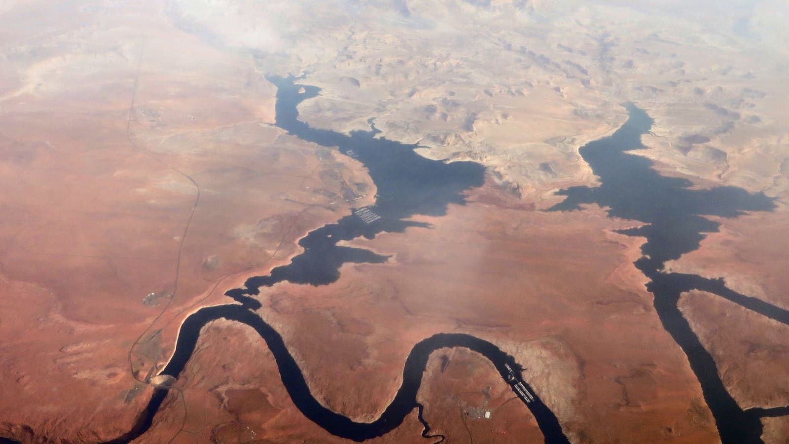 Red-rock shoreline of Wahweap Bay on Lake Powell near Page, Arizona