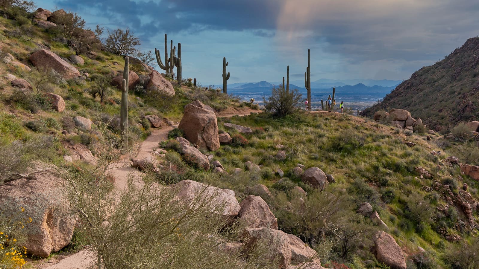 The Pinnacle Peak hiking trail in Scottsdale, Arizona, a popular sunrise and sunset photography spot