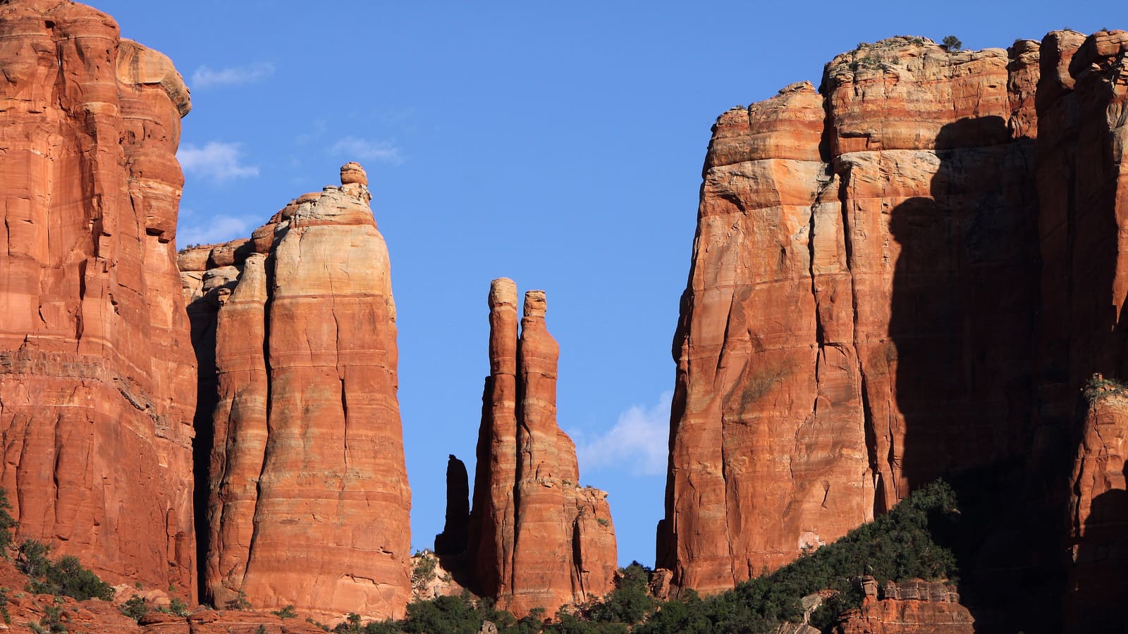Cathedral Rock, a red rock landmark near Sedona, Arizona, a popular day trip from Williams